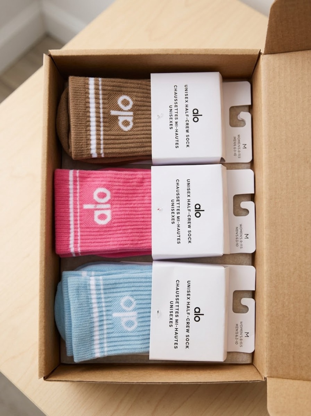 ALO Yoga Unisex Crew Socks - Pink, Blue, Brown (3-Pack) lot bundle gift set new